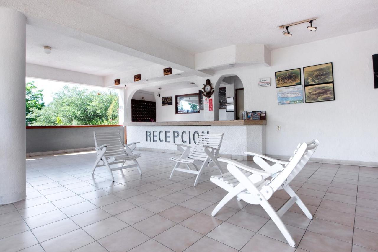 Oyo Hotel Belmar,Caleta, Acapulco Exterior photo